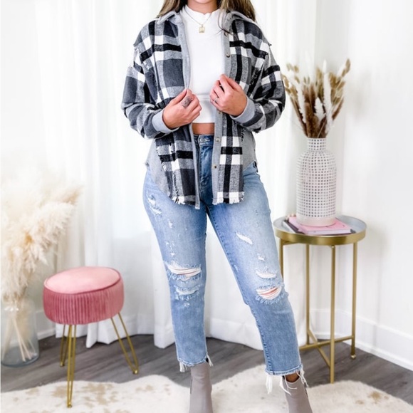 Shacket flannel - Picture 3 of 9